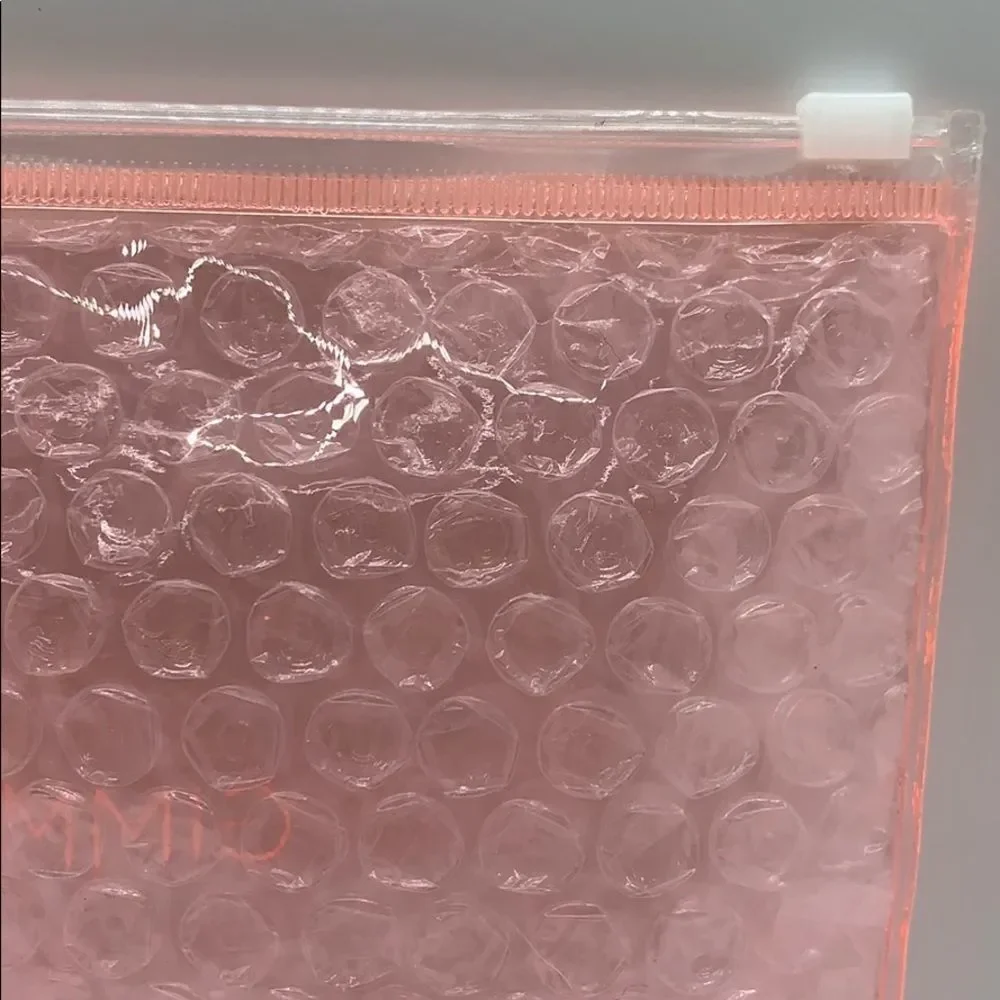 NWT Gimme Beauty Bubble Cosmetic Bag